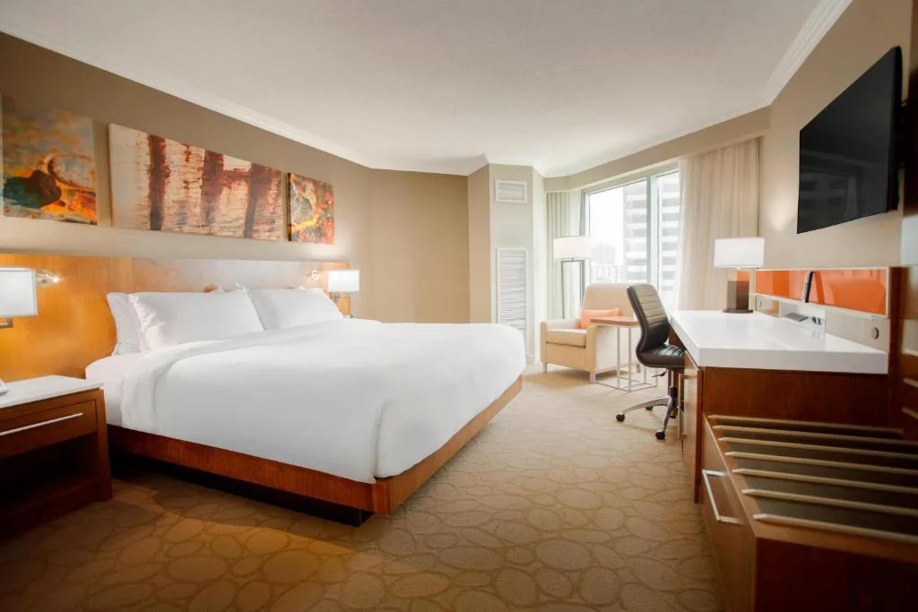 Delta Hotels by Marriott London Armouries — 2