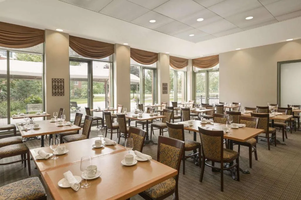 Spencer Hotel & Conference Centre — 3
