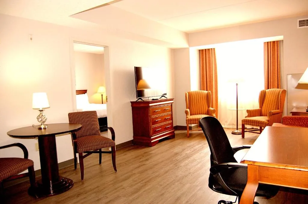 Staywell Inn & Suites — 4