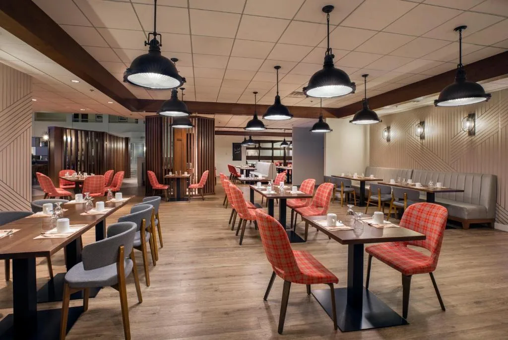 Holiday Inn Montreal Longueuil by IHG — 3