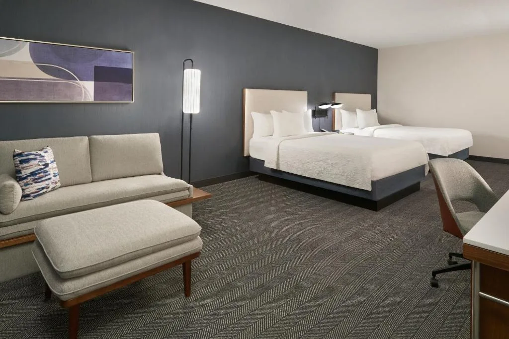 Courtyard by Marriott Toronto Markham — 2