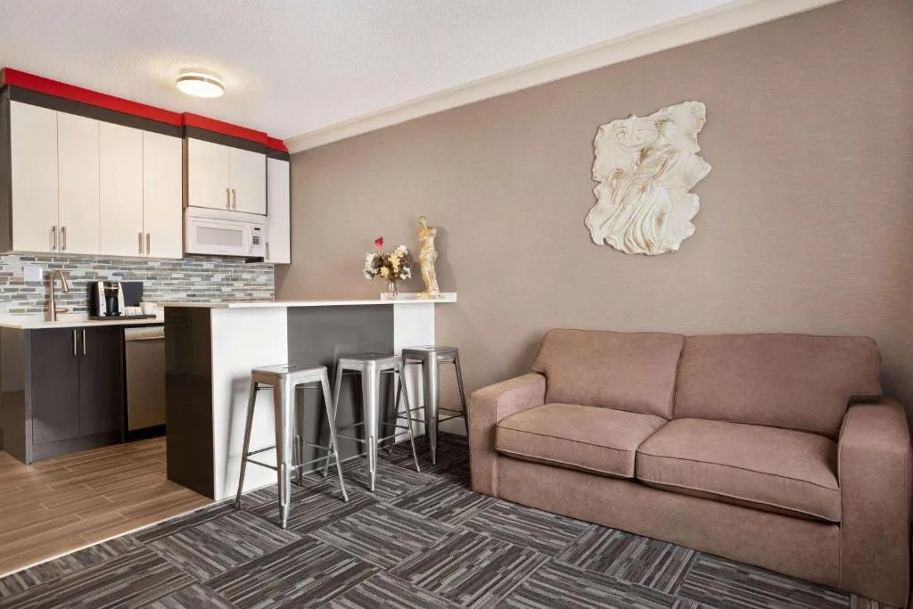 Baymont by Wyndham Medicine Hat — 3