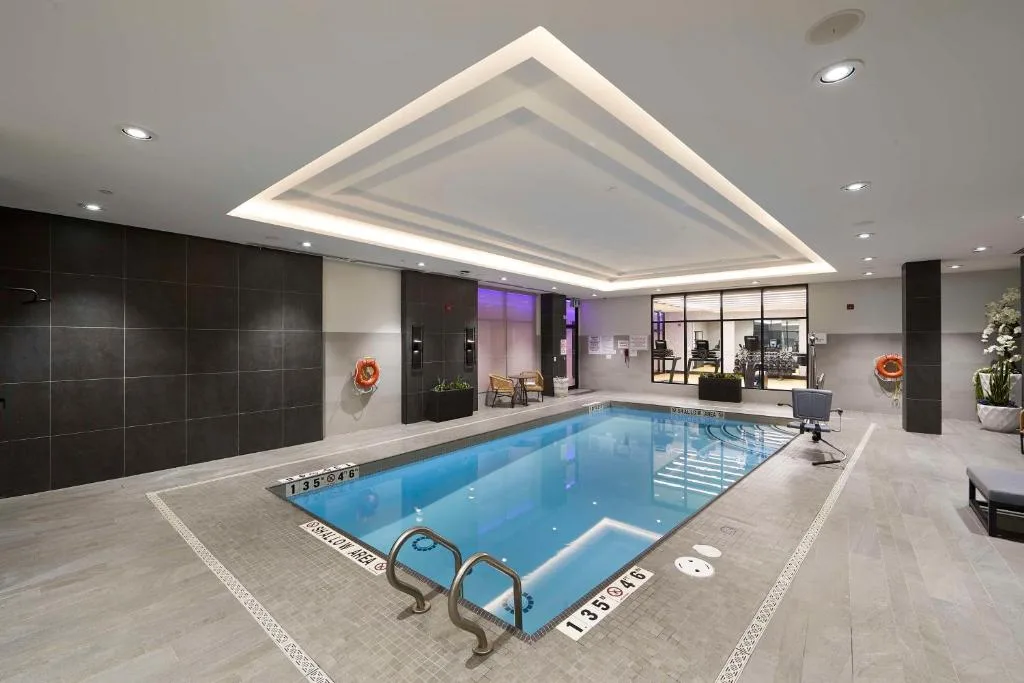 Bloom Mississauga, Tapestry Collection By Hilton — 4