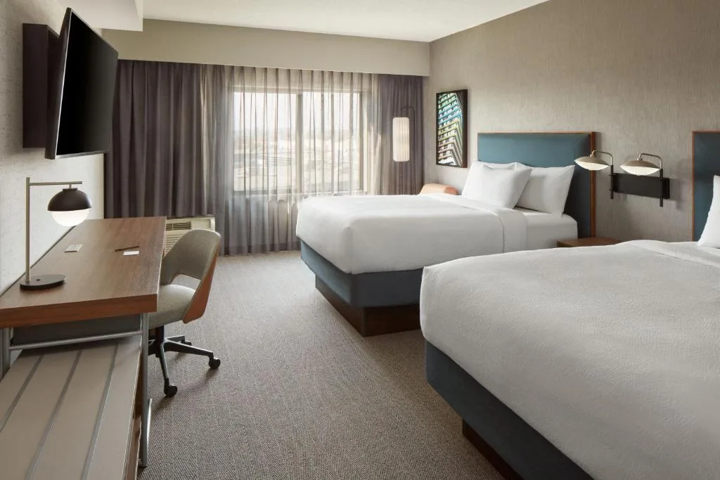 Courtyard by Marriott Mississauga-Airport Corporate Centre West — 2