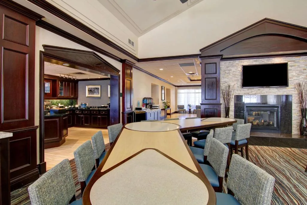 Homewood Suites by Hilton Toronto Mississauga — 5