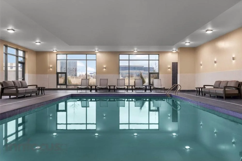 Hyatt Place Mississauga / Airport Corp Center — 4