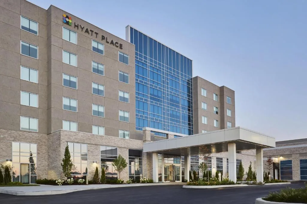 Hyatt Place Toronto Mississauga and Luxe Convention Centre