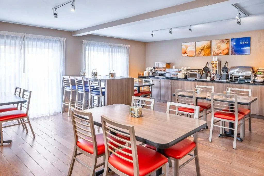 Comfort Inn Moncton East — 4
