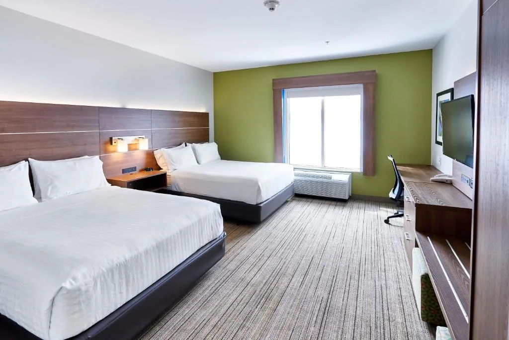 Holiday Inn Express Hotel & Suites Dieppe Airport by IHG — 2
