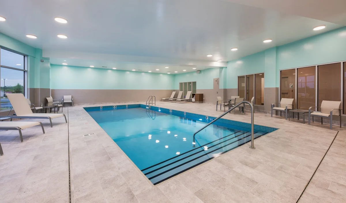 Holiday Inn Express & Suites Moncton by IHG — 4