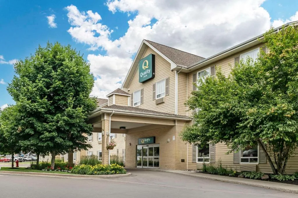 Quality Inn Airport — 5