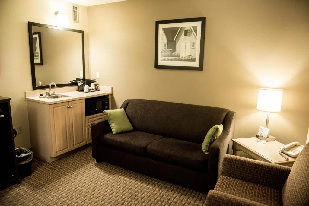 Travelodge Suites by Wyndham Moncton — 3