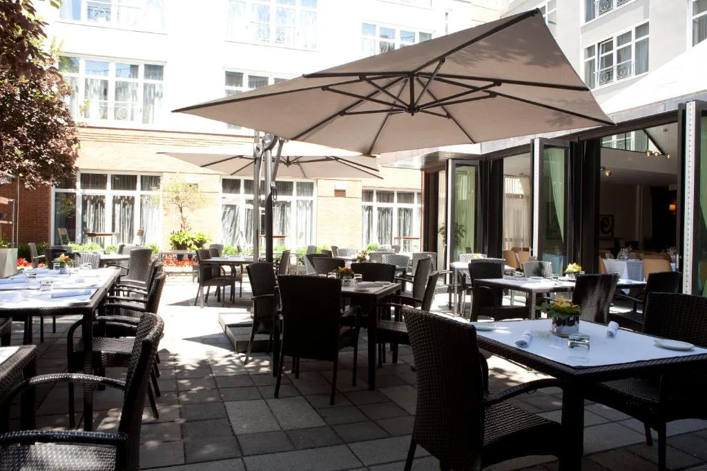 Hôtel Saint-Sulpice — 5