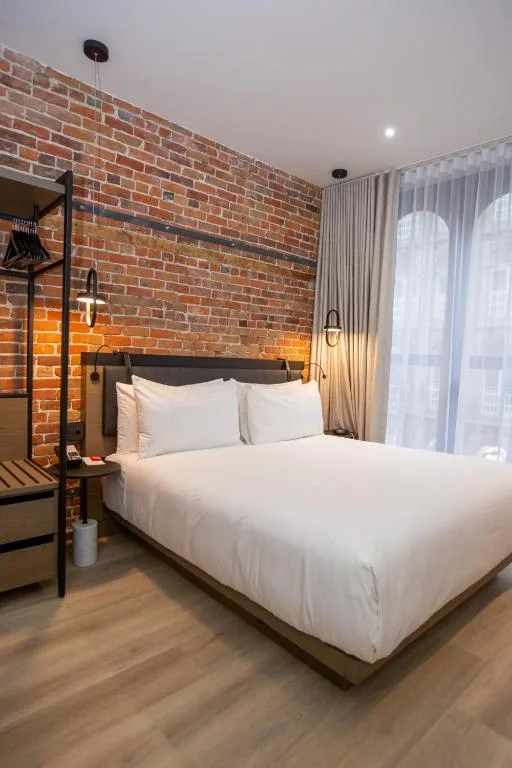 Le Petit Hotel Notre Dame