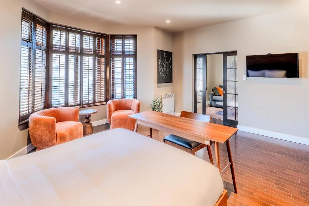 Self Check-In Boutique Hotel - Quartier latin - Room 201 — 5