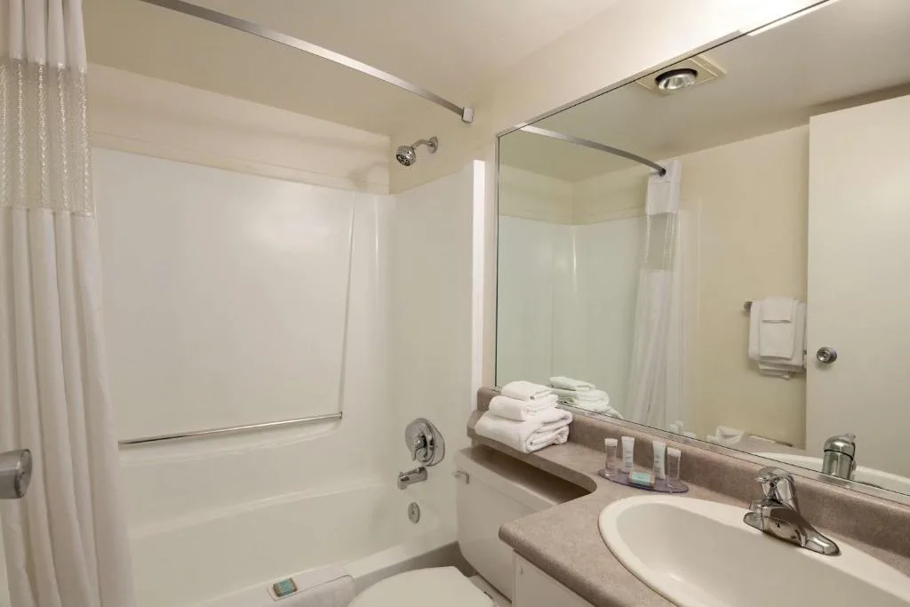 Travelodge by Wyndham Nanaimo — 3