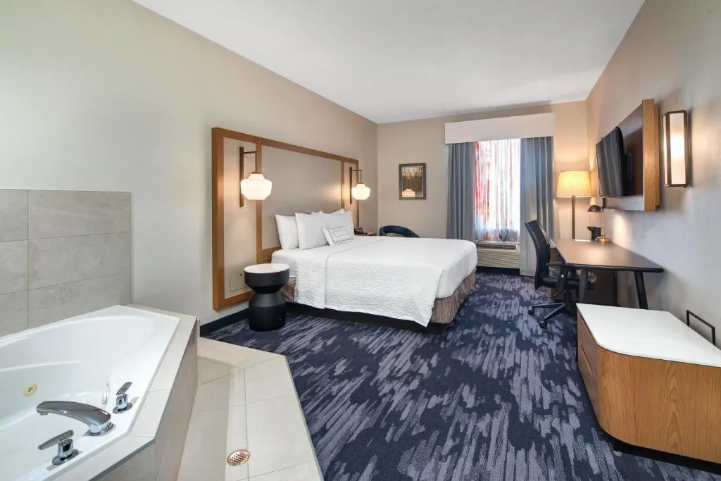 Fairfield Inn by Marriott Toronto Oakville — 2