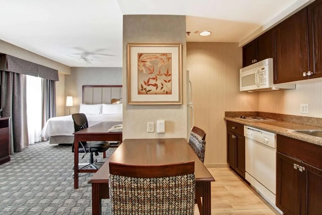 Homewood Suites by Hilton Toronto Oakville — 5