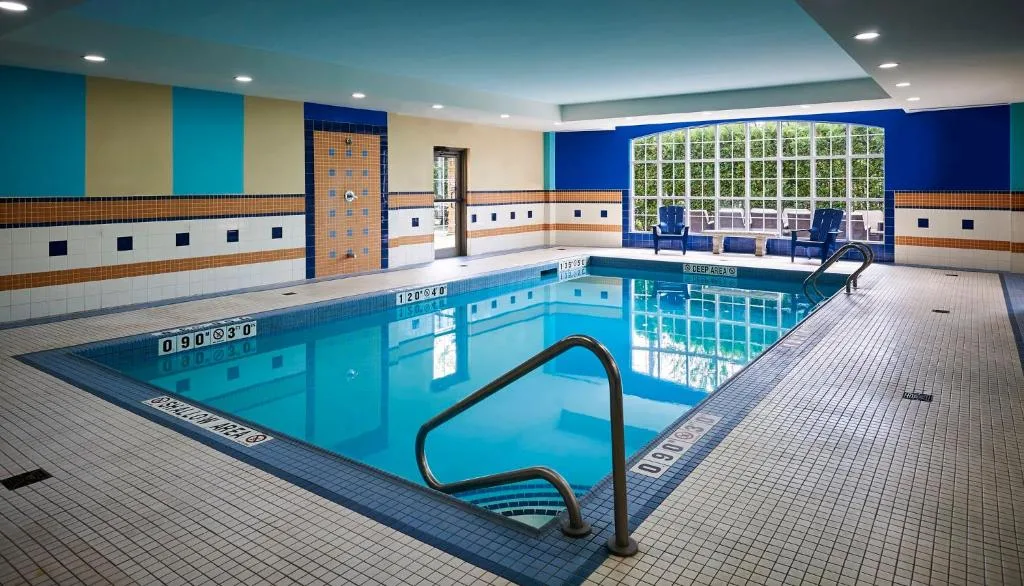 Staybridge Suites Oakville Burlington by IHG — 4