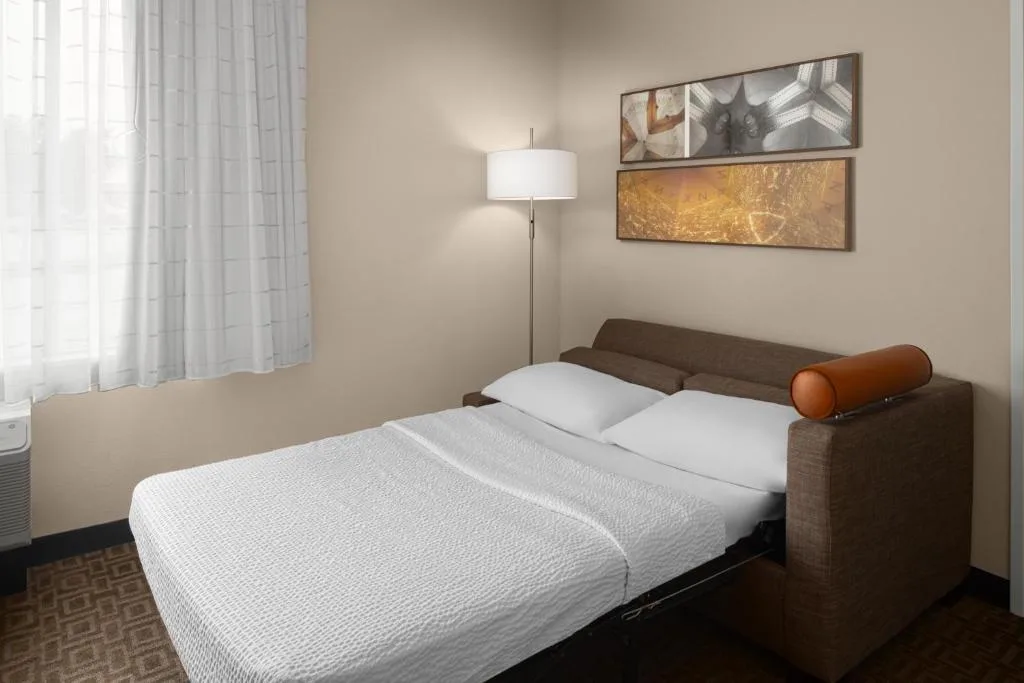 TownePlace Suites by Marriott Toronto Oakville — 4