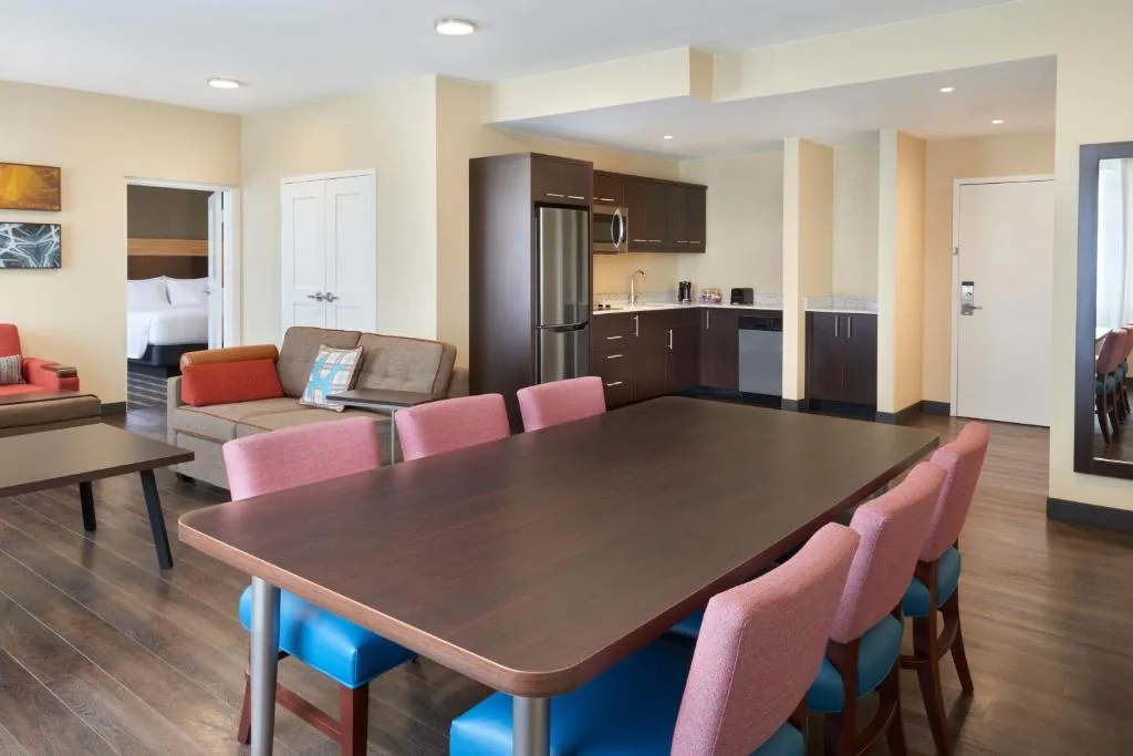 TownePlace Suites by Marriott Toronto Oakville — 5