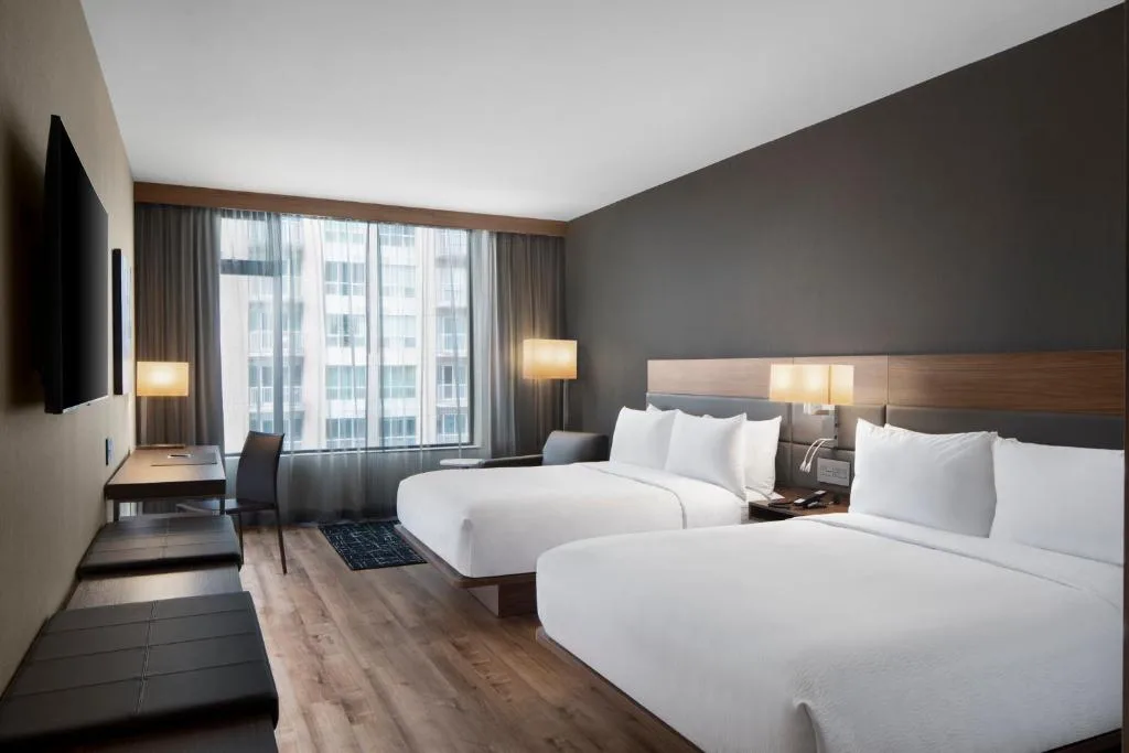 AC Hotel by Marriott Ottawa Downtown — 5