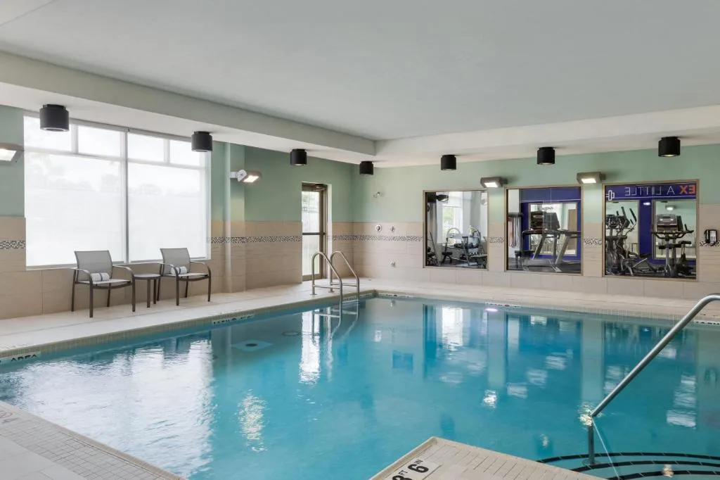 Holiday Inn Express & Suites Ottawa East-Orleans by IHG — 2