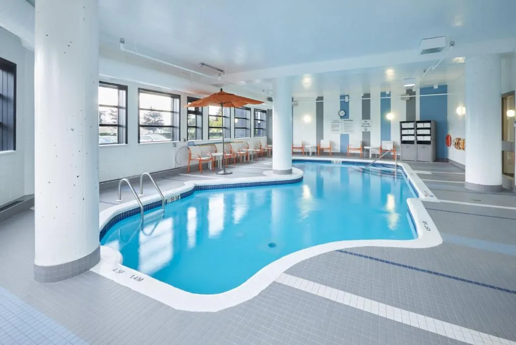 Holiday Inn & Suites Ottawa Kanata by IHG — 3