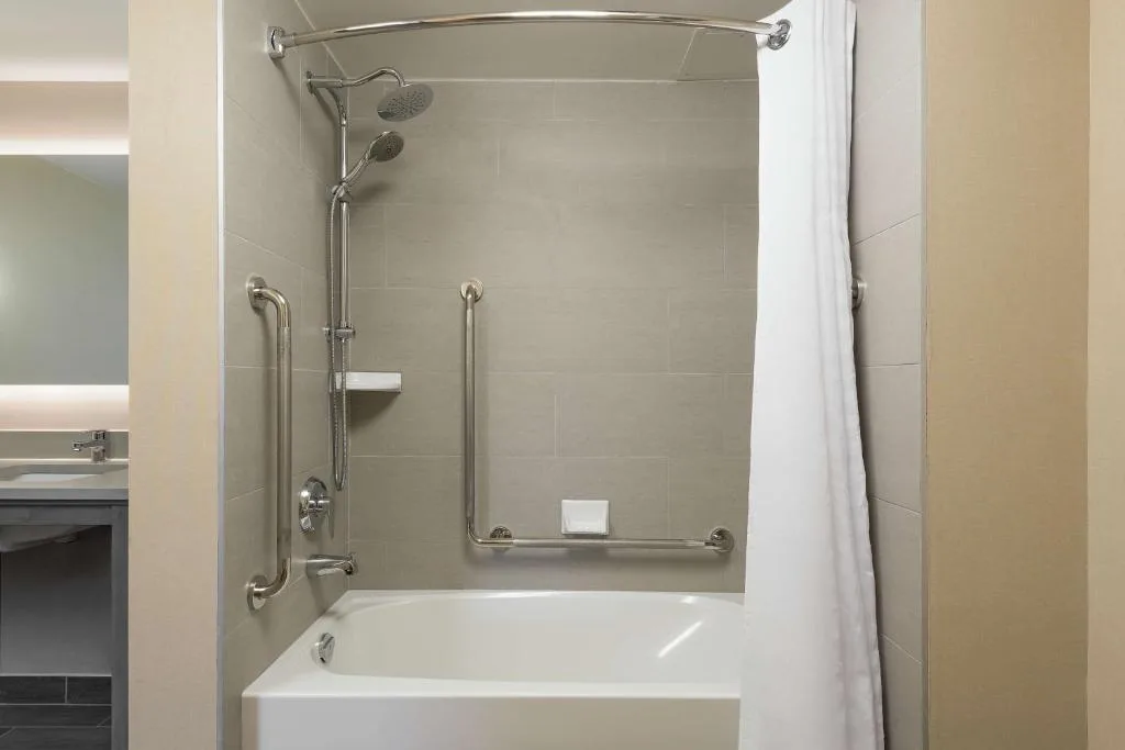 Homewood Suites By Hilton Ottawa Airport — 3