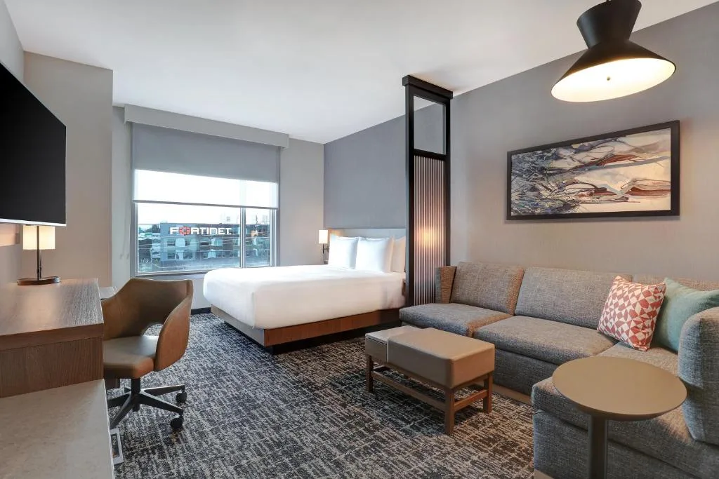 Hyatt Place Ottawa West — 2