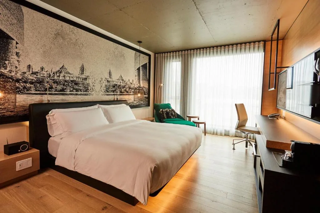 Le Germain Hotel Ottawa — 2