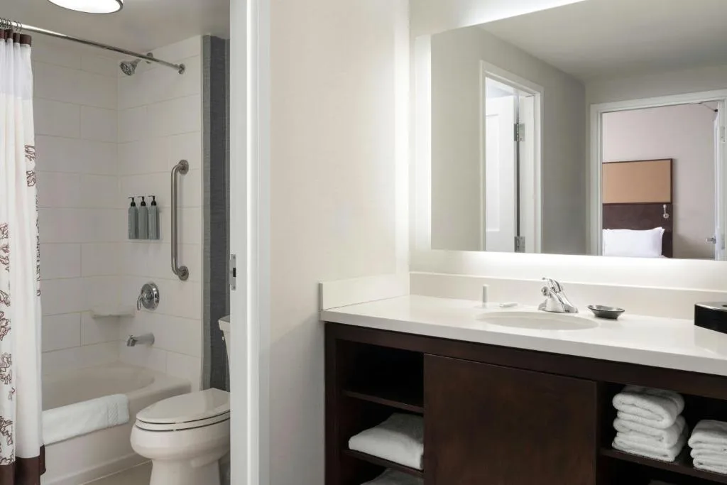 Residence Inn by Marriott Ottawa Airport — 3