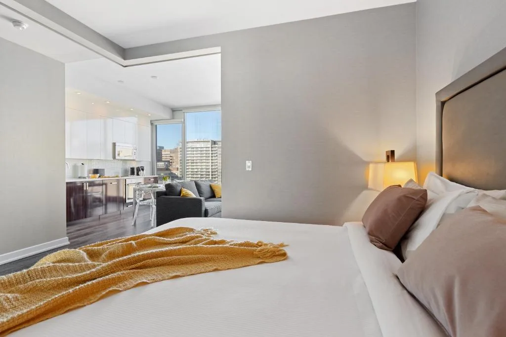 SOHO Residences Lisgar — 2
