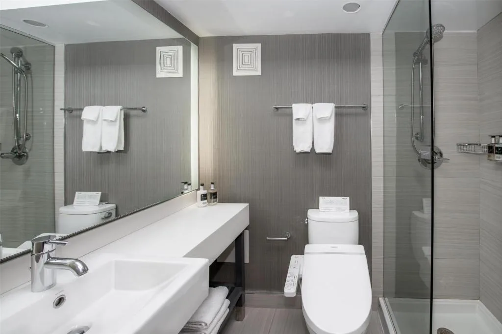 Coast Prince George Hotel — 3