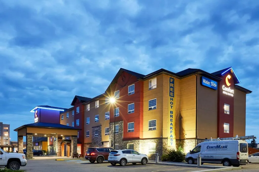 Comfort Inn & Suites — 3