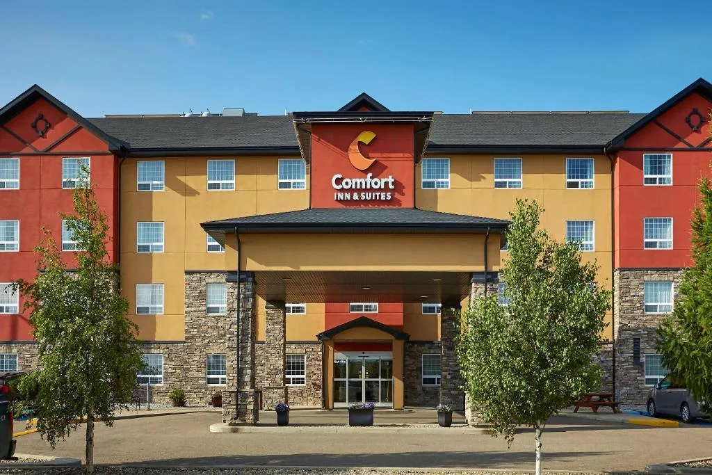 Comfort Inn & Suites — 5