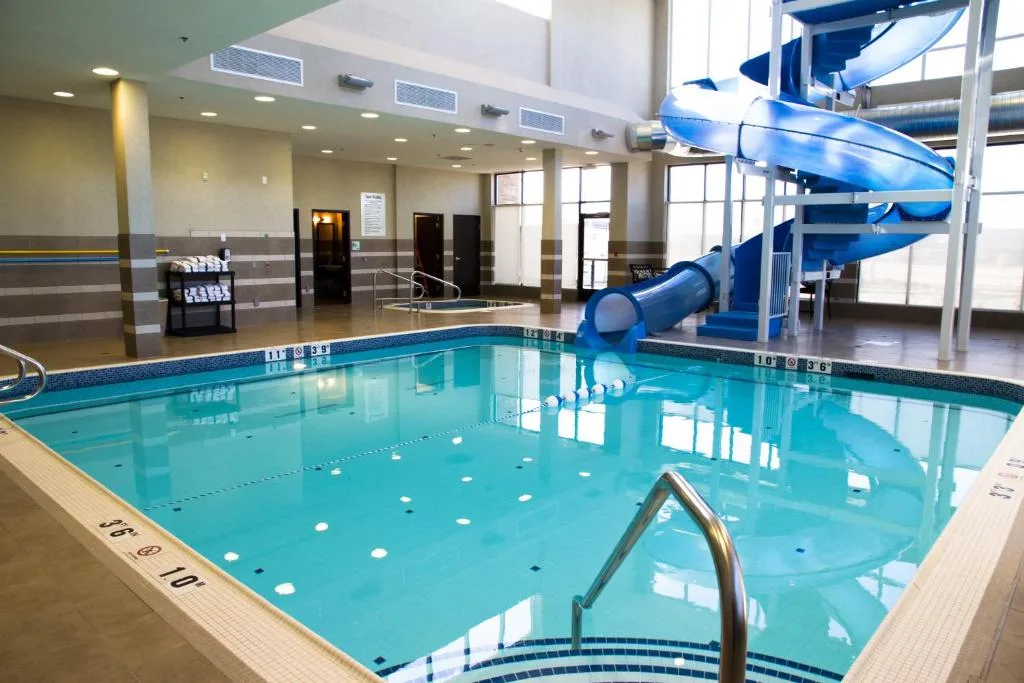 Holiday Inn Hotel & Suites Red Deer by IHG — 2