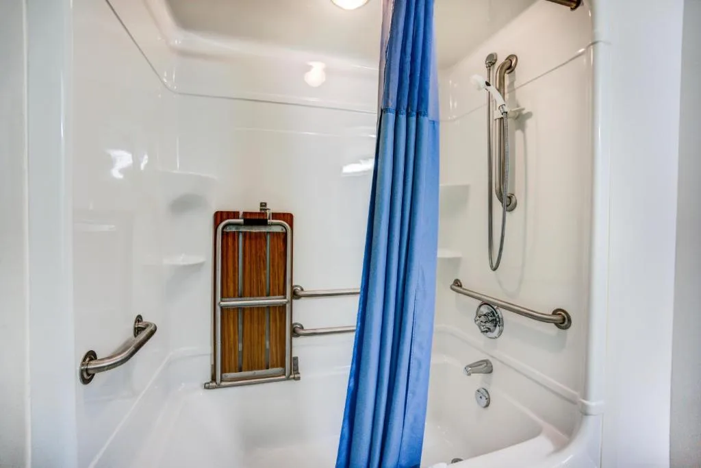 Motel 6-Red Deer, AB — 2
