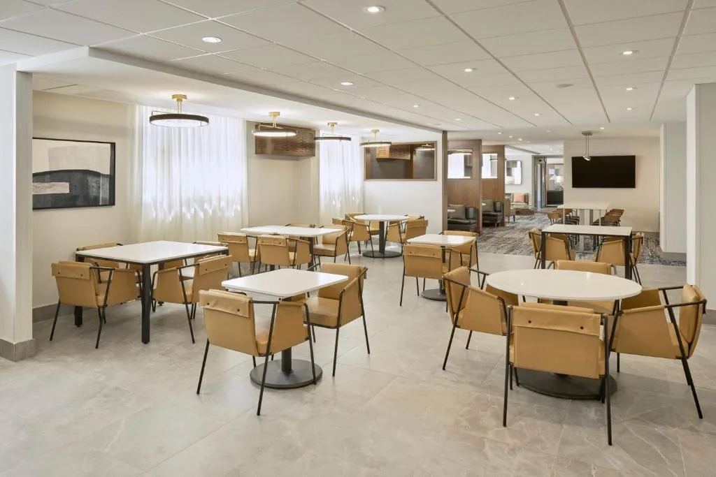 Courtyard by Marriott Regina Downtown — 4