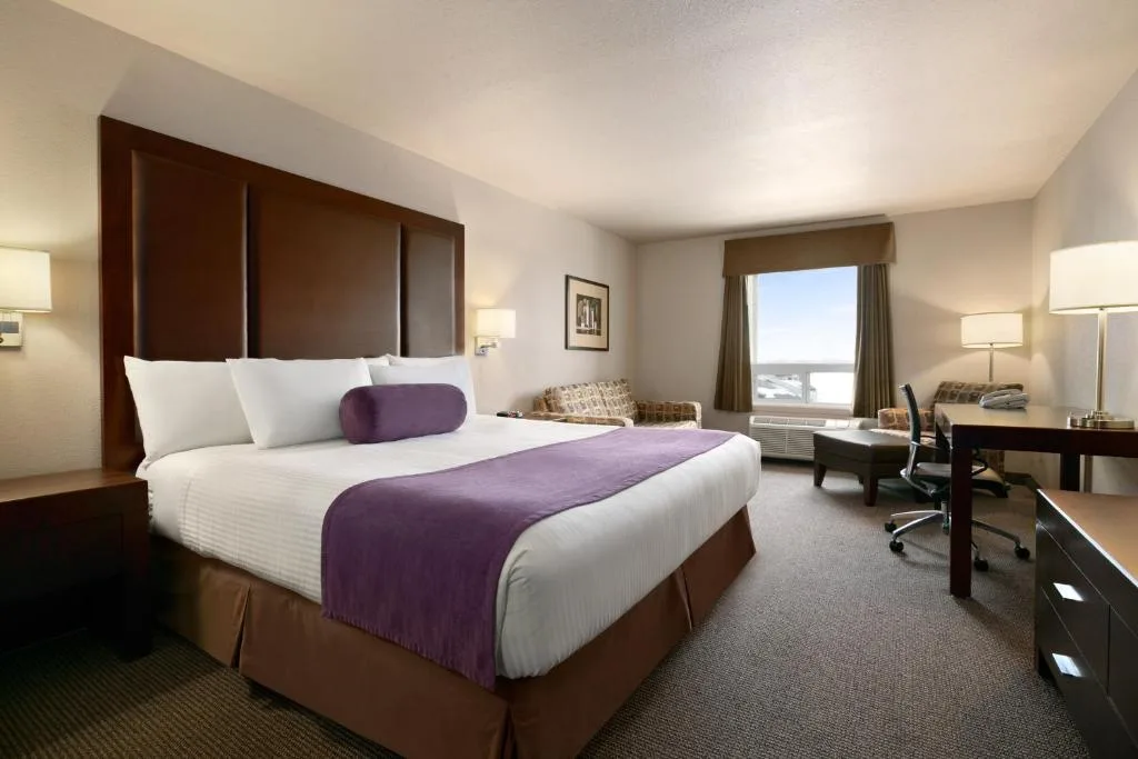 Days Inn by Wyndham Regina — 2