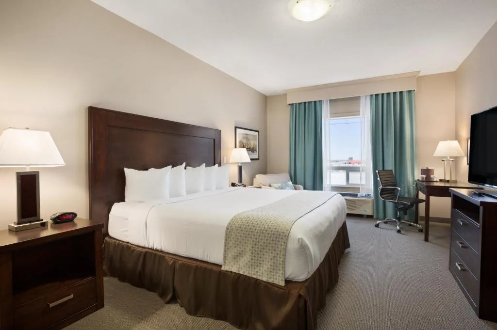 Ramada by Wyndham Emerald Park/Regina East — 2