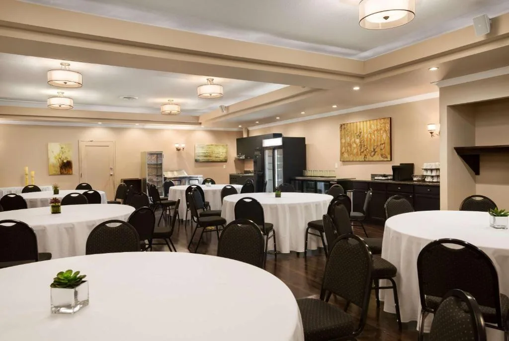 Ramada by Wyndham Emerald Park/Regina East — 5