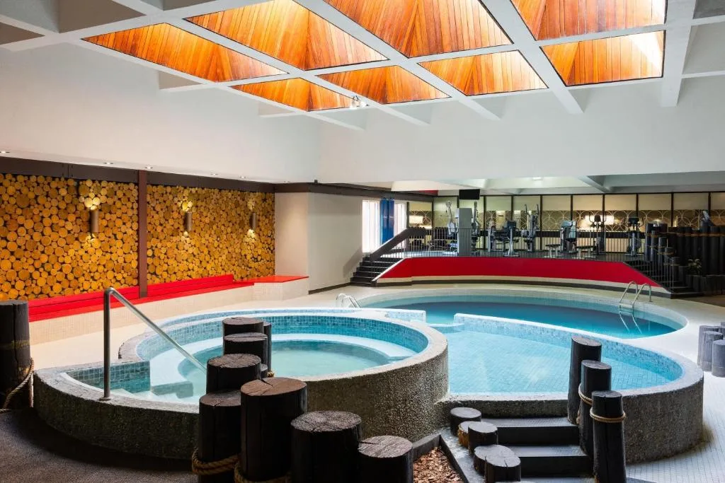 Ramada Plaza by Wyndham Regina Downtown — 4