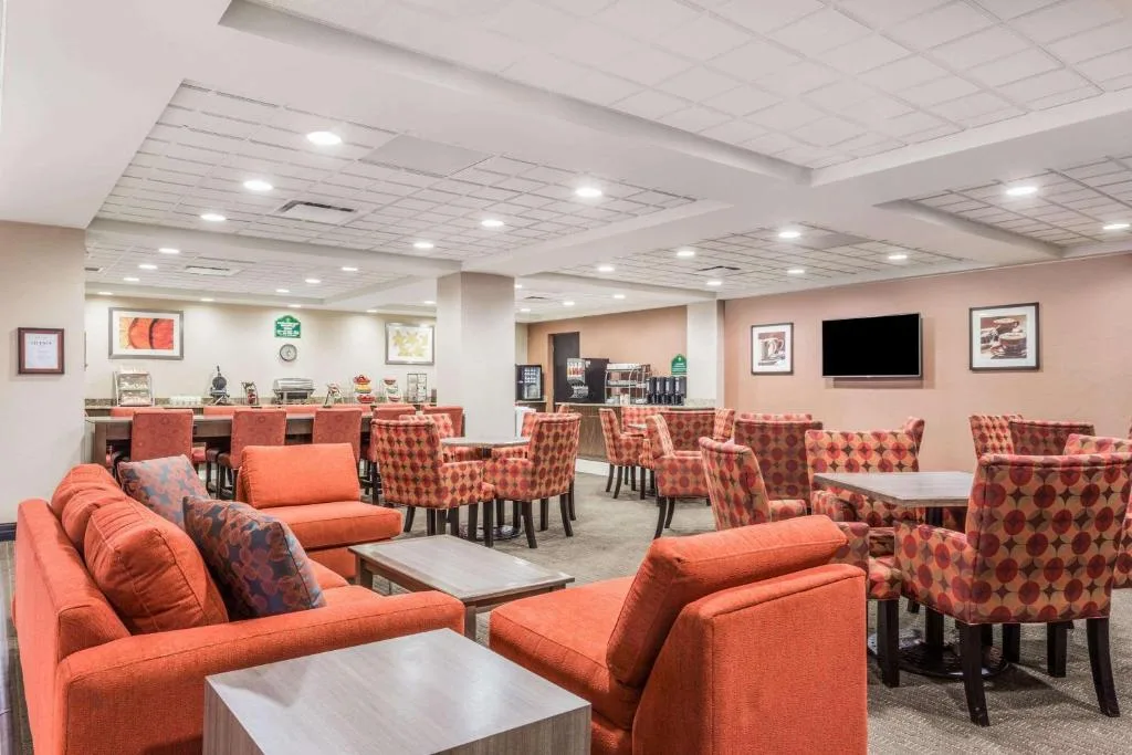 Wingate by Wyndham Regina — 5