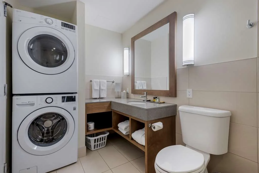 Best Western Plus Sawridge Suites — 4