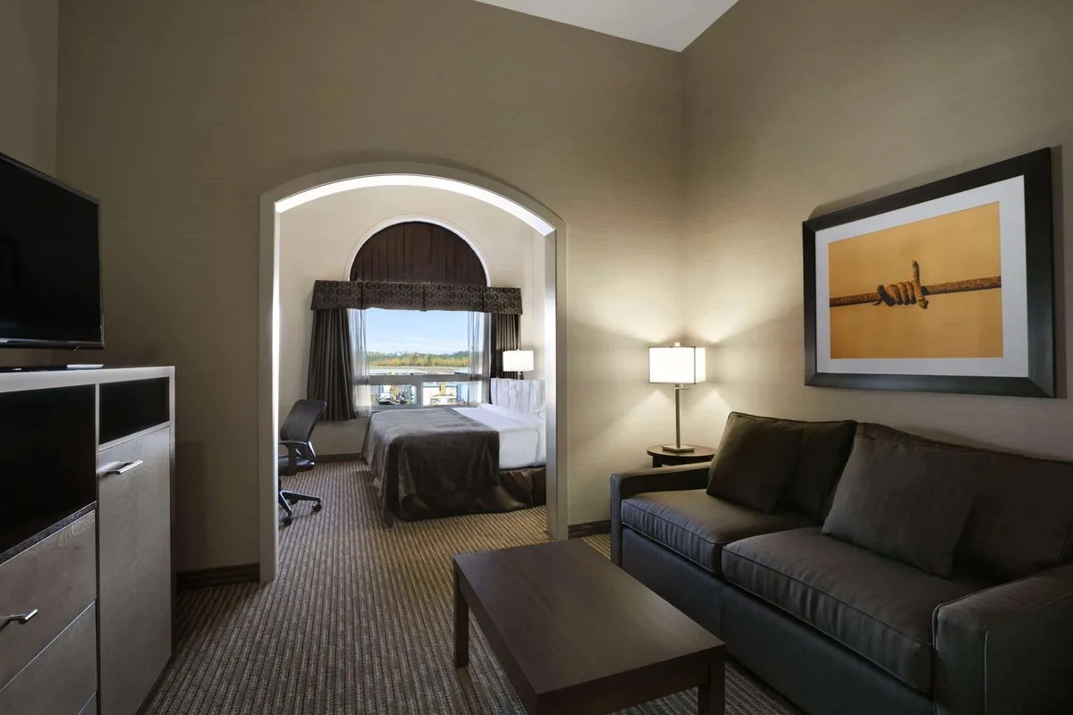 Ramada by Wyndham Conklin — 3