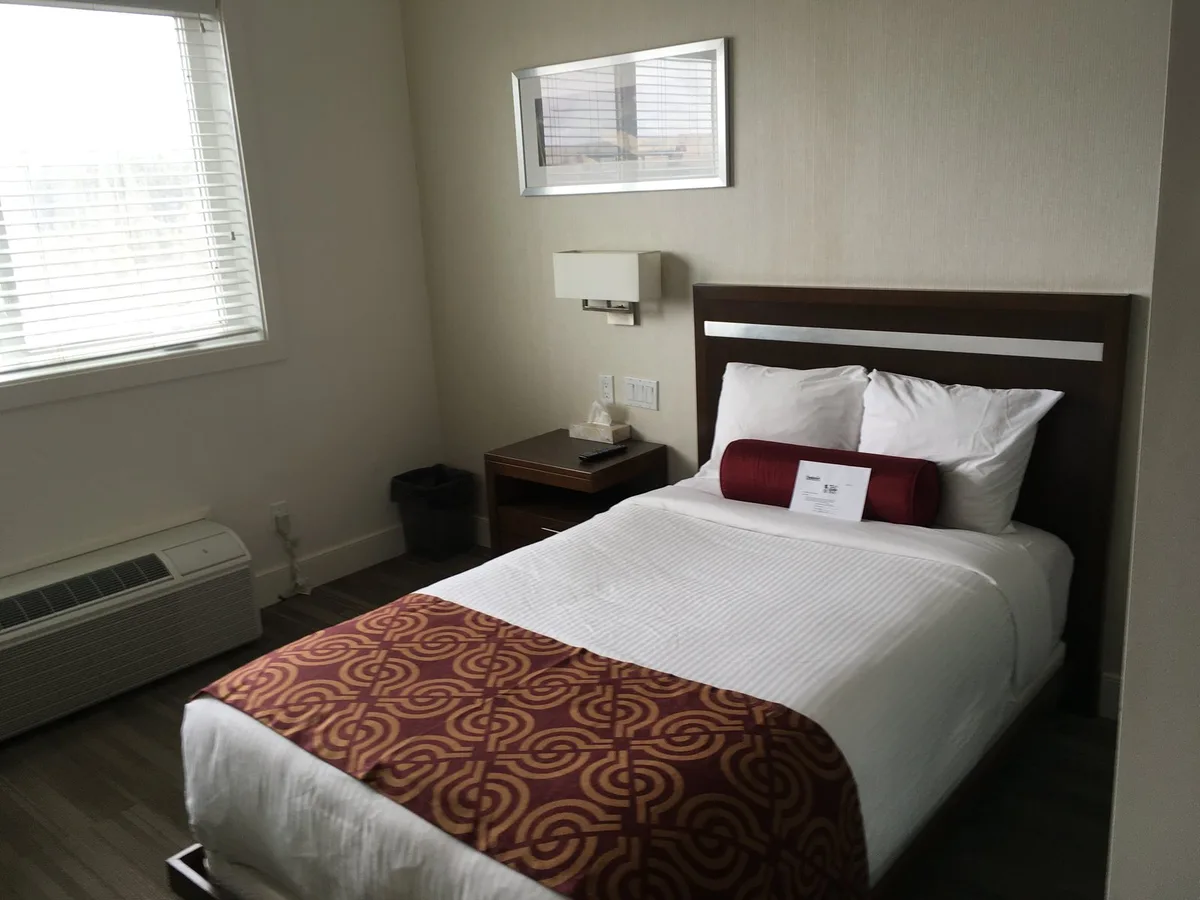 Sierra Select Lodge — 4
