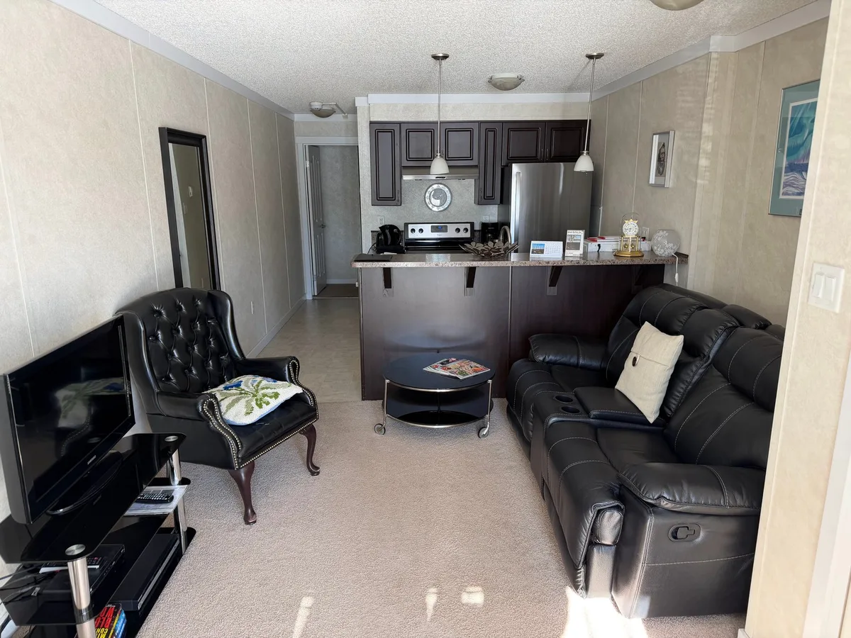 Wood Buffalo Inn — 4