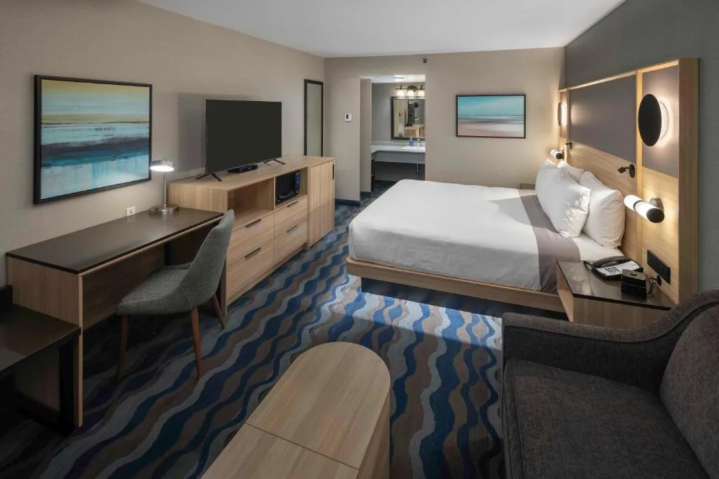 Accent Inns Vancouver Airport — 2