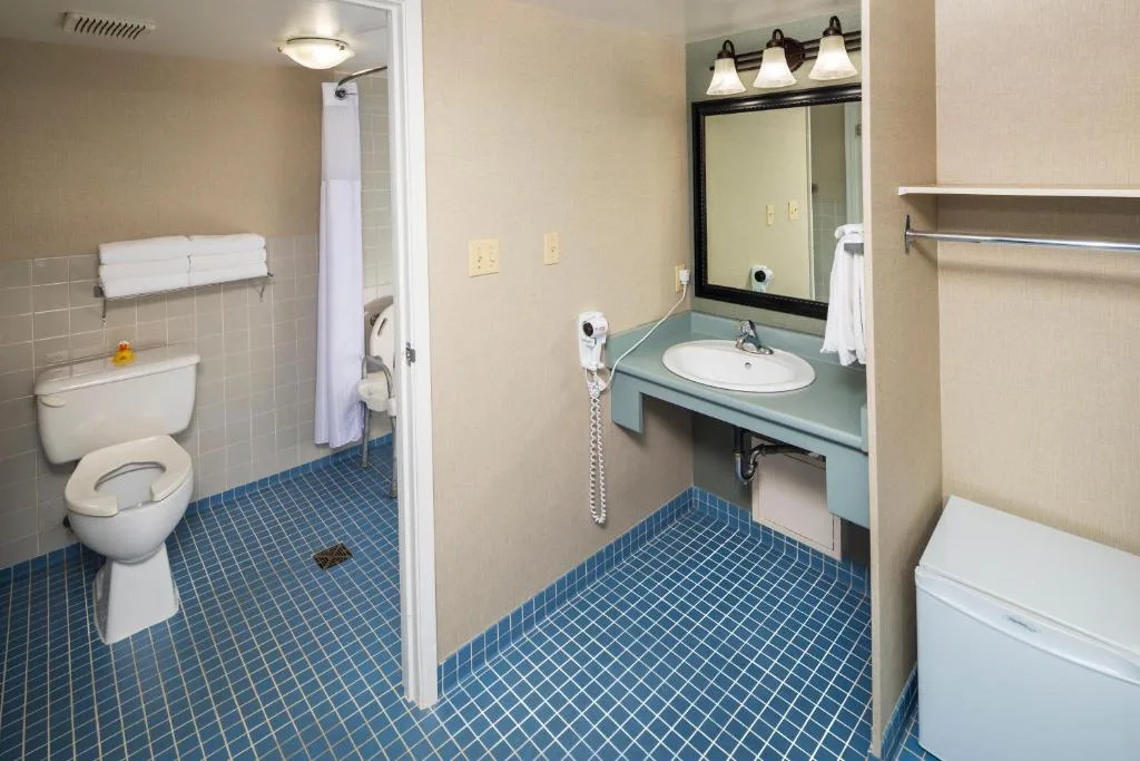 Accent Inns Vancouver Airport — 3
